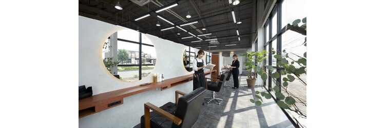 オズ 安積店(OZ)のサロンヘッダー