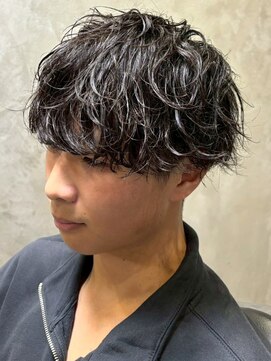 ディスイズバーバーフォース(THIS IS BARBER 4th) ニュアンスパーマ マッシュショート 束感 20代 カジュアル