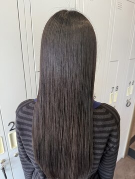 ラーム 宇部高校前店(rame) グレージュカラー、髪質改善、切りっぱなしスタイル