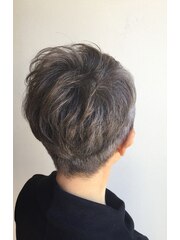 《Kubuhair》グレイ☆エッジショート