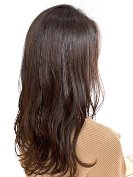 クオリス 赤塚店(QUALIS) 20代30代40代/前上がりロング/ウェーブヘア/髪質改善