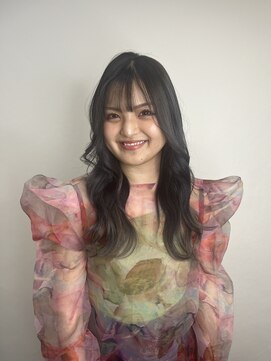 エクラヘアーズボウグループ(eclat hair’s BEAU group) 大人カジュアルに遊び心でトレンド感を