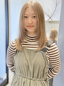 ラミエバイメルト 下北沢(lamie by melt) 人気顔まわりレイヤー小顔ケアブリーチミルクティーベージュ艶感