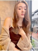 外国人風ロング　ベージュ系透明感カラー t86