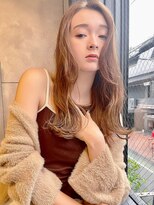 トルネード(TORNADO)&nbsp;外国人風ロング　ベージュ系透明感カラー t86