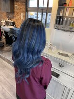 フェリーチェヘアーデザイン(Felice)&nbsp;バレイヤージュ×ネイビーブルー