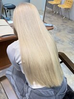 コレット 大宮(collet)&nbsp;ブロンドヘア/抜きっぱなし/ケアブリーチ