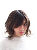 20代30代◎段カットで作るセクシーミディ（EIGHT 北谷 荒井）