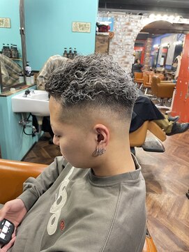 クラウン(CROWN) ホワイトメッシュ極道