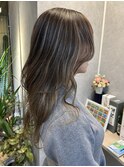 極細ハイライト×グレージュレイヤー