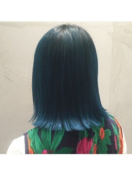 アンド バイ ヘアサロン(AND by hair salon) ターコイズブルーカラー