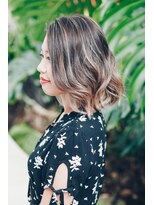 ソーホー ニューヨーク シズオカ(SOHO newyork SHIZUOKA) グレージュカラーのフェミニンカールミディ