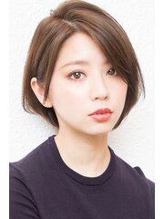 グレージュナチュラルボブ大人可愛い丸みショートボブ