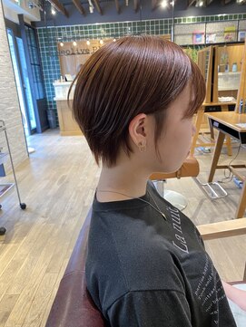 ヴァンクシー バイ ルナ(VANKCY by Luna) ショートカット 小顔 簡単 ローライト スリークボブ グレージュ