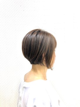 クオリス 上福岡店(QUALIS) 30代40代50代/前下がり/ショートボブ/小顔/ハンサムショート/艶