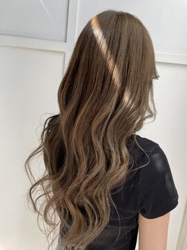 イヴァン アンド リズ 奈良店(IVAn ＆ LIZ) #ロングヘアー#ベージュカラー