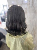 ラビス(Lovis)&nbsp;ミディアム/暗めカラー/デザインカラー/フェイスフレーミング