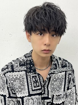 アーリー(Ali'i) ソフトツイストパーママッシュウルフ束感ショートレイヤー