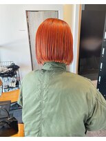 ヴァーディ オモテサンドウ(Vardy omotesando)&nbsp;オレンジヘア・ダブルカラー・ケアブリーチ・ハイトーンオレンジ