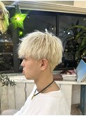 ハイトーン!抜きっぱなしブロンドマッシュ〈緑川〉