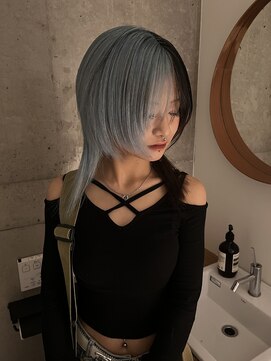 モニカ(MONIQA) ツートンカラー