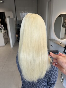 ソル 栄矢場町(SOL) ホワイトブロンド