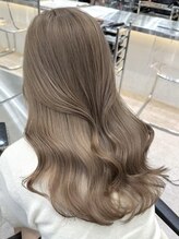 《イエベ春×ヘーゼルベージュ》ワンブリーチで作る、ダメージレスな色味に*初ブリーチも◎[原宿/表参道]