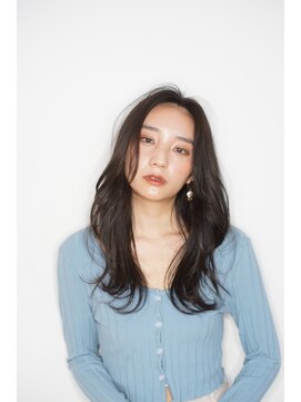 ルフュージュ バイ プロデュース 相模大野店(Refuge by Produce) 暗髪/レイヤーカット/長めバング