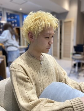 オーセンヘア(AUTHEN.HAIR) スパイキーショート×ブリーチ抜きっぱなし