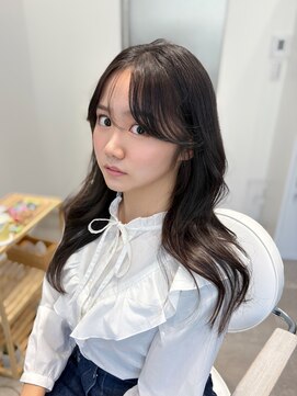 ラクシア(LucxiA) 韓国ヘア/レイヤーカット/顔まわりカット/Instagram @ken__gucci