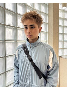 メンズハイトーンカラー ブロンドスパイキーショート