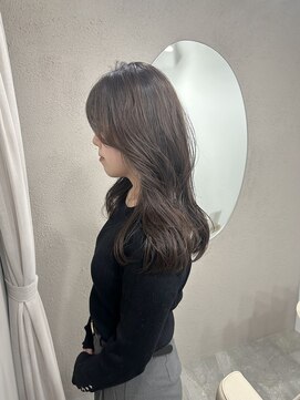 ルッカ(Lucca) ロングレイヤー×水素ヘアエステ