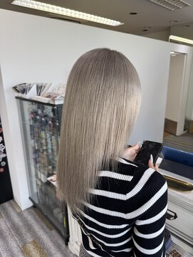 アフューズバイストゥー(Vfuse by StueW) 冬でも可愛いホワイトベージュ◎