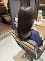 クム 川越(kum) 【kum川越】地毛風グレージュカラー