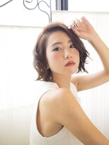 ニジチャウ(Nijichaw)&nbsp;ショートボブ×エアリーパーマスタイル