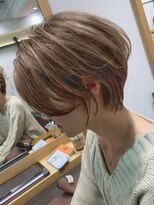 アヴァロン(AVALON)&nbsp;直毛さんオススメ！！【丸みパーマ】美シルエットくびれショート