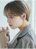 20代30代大人かわいい耳掛けショート×ハイライトべージュ