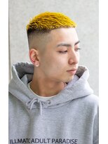 にもう&nbsp;バズクロップ　スキンフェード  バーバーカット　イエローB