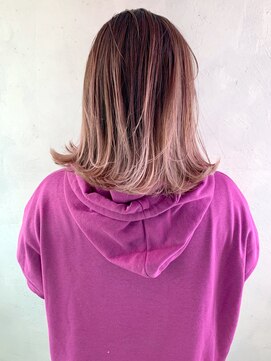 アイティーバイアルバム 八王子店(IT by ALBUM) ピンクバレイヤージュ_アースカラーくびれヘア_ba283711