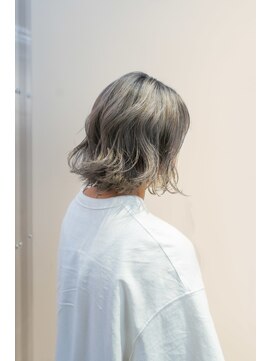 フィッツコア(FITS CORE) ルーツとシルバー