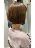 ショートボブ