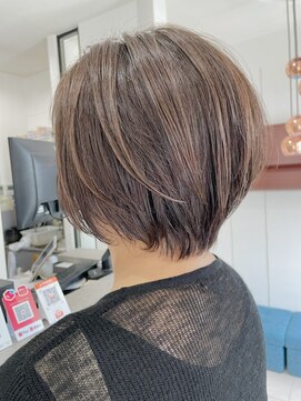 ホワイトストーン WHITE STONE 熊本大人ショート丸みショート30代40代ヘアスタイル