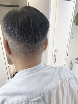 エルビアジェ(el viaje) 《el viaje》メンズカット/ビジネススタイル/フェードカット