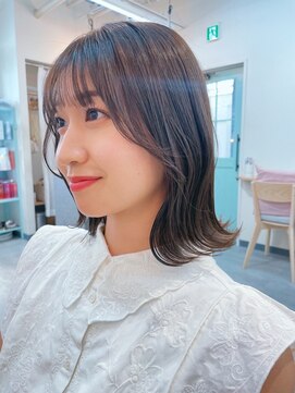 シビバイレボ(CIBI by revo) セミディ/ナチュラルレイヤーカット/フェイスレイヤー[船橋]