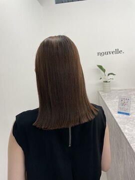 ヌーヴェル(nouvelle) 切りっぱなしミディ×ブラウンカラー