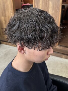 グレープバイン 辻堂(GRAPEVINES) ☆波巻きパーマ☆