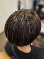 プランタンアヴェダ(printemps AVEDA)&nbsp;細めハイライトでつくる白髪ぼかしカラー