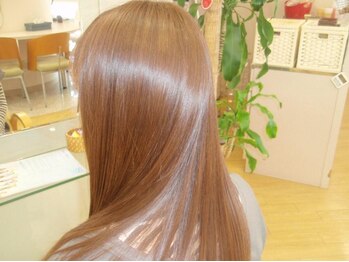 美容室　ROTE　ROZE　【ローテローゼ】