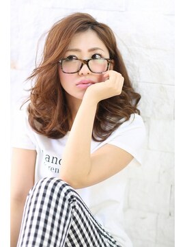 アース 綾瀬店(HAIR&MAKE EARTH) かきあげバングとウェーブ・スタイル