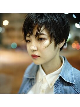 サロンドカーロ(SALON’ DE CARO) ウェッティなクールショート